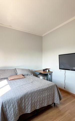 Casa de condomínio à venda com 327m², 5 quartos e 4 vagas