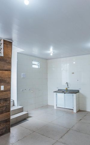 Casa para alugar com 50m², 1 quarto e sem vaga Casa para alugar com 50m², 1 quarto e sem vagaSala e cozinha