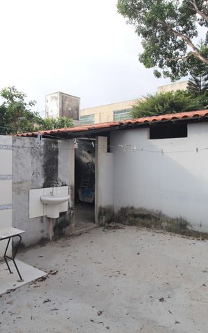 Casa à venda com 300m², 3 quartos e 2 vagasQuintal