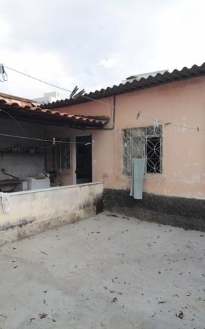 Casa à venda com 300m², 3 quartos e 2 vagasQuintal