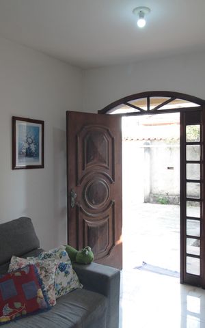 Casa à venda com 300m², 3 quartos e 2 vagasSala