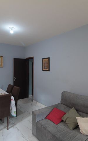 Casa à venda com 300m², 3 quartos e 2 vagasSala