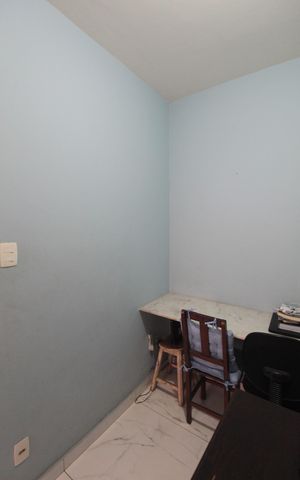 Casa à venda com 300m², 3 quartos e 2 vagasEscritório
