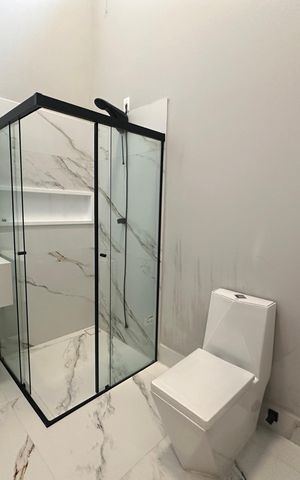 Casa à venda com 137m², 3 quartos e 1 vaga Casa à venda com 137m², 3 quartos e 1 vagaBanheiro Social