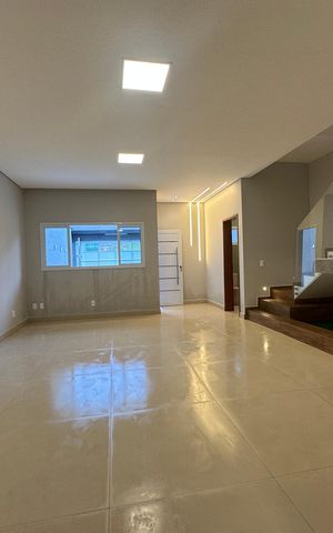 Casa à venda com 137m², 3 quartos e 1 vaga Casa à venda com 137m², 3 quartos e 1 vagaSala