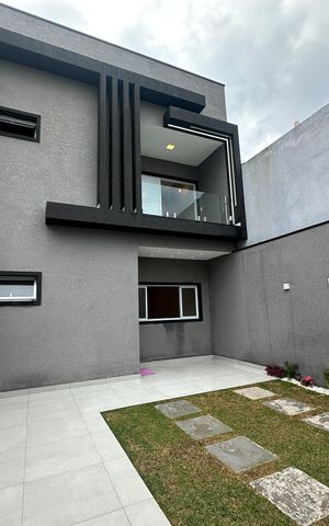 Casa à venda com 137m², 3 quartos e 1 vaga Casa à venda com 137m², 3 quartos e 1 vagaFachada