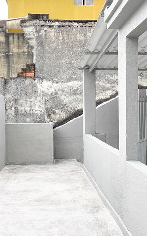 Casa para alugar com 100m², 3 quartos e 1 vaga Casa para alugar com 100m², 3 quartos e 1 vagaQuintal