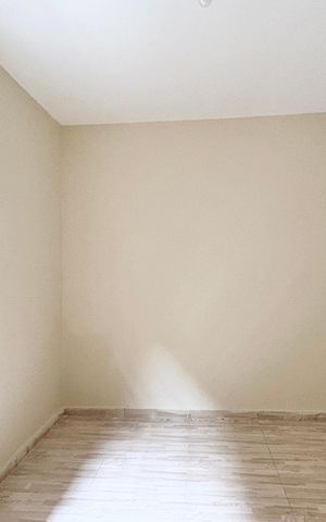 Casa para alugar com 100m², 3 quartos e 1 vaga Casa para alugar com 100m², 3 quartos e 1 vagaQuarto 1