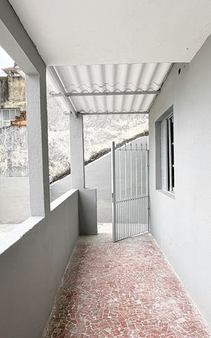 Casa para alugar com 100m², 3 quartos e 1 vaga Casa para alugar com 100m², 3 quartos e 1 vagaÁrea de Serviço