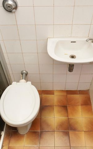 Casa para alugar com 53m², 1 quarto e sem vagaBanheiro 
