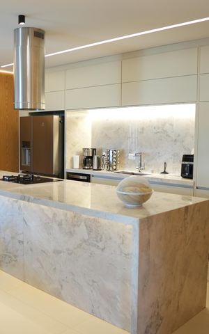 Apartamento à venda com 180m², 3 quartos e 3 vagasCozinha