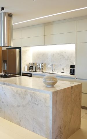 Apartamento à venda com 180m², 3 quartos e 3 vagasCozinha