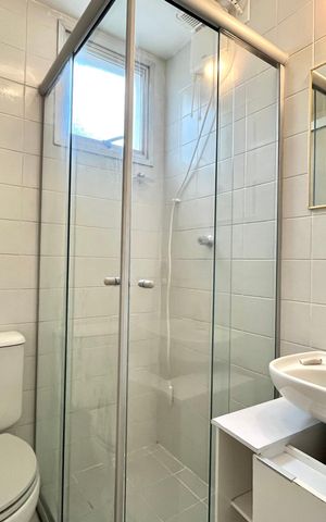 Apartamento à venda com 44m², 2 quartos e 1 vaga Apartamento à venda com 44m², 2 quartos e 1 vagaBanheiro