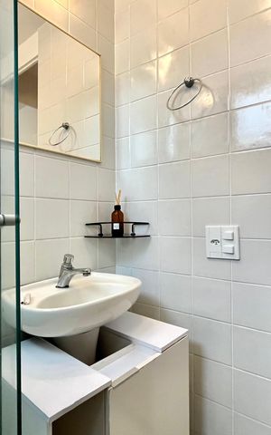 Apartamento à venda com 44m², 2 quartos e 1 vaga Apartamento à venda com 44m², 2 quartos e 1 vagaBanheiro