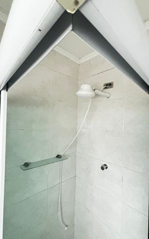 Casa para alugar com 175m², 3 quartos e 2 vagas Casa para alugar com 175m², 3 quartos e 2 vagasBanheiro