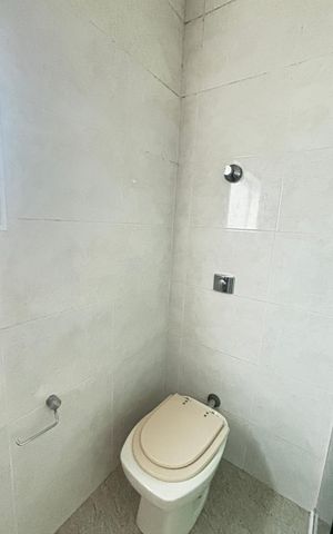 Casa para alugar com 175m², 3 quartos e 2 vagas Casa para alugar com 175m², 3 quartos e 2 vagasBanheiro