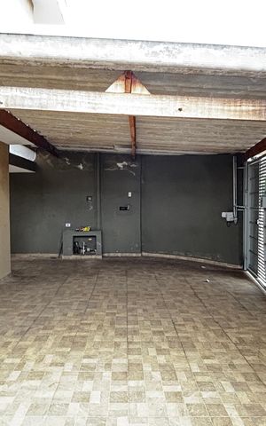Casa para alugar com 175m², 3 quartos e 2 vagas Casa para alugar com 175m², 3 quartos e 2 vagasGaragem