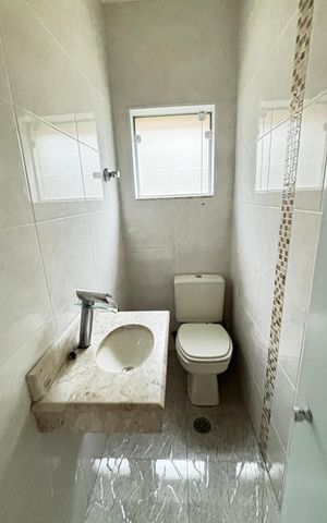 Casa para alugar com 175m², 3 quartos e 2 vagas Casa para alugar com 175m², 3 quartos e 2 vagasLavabo