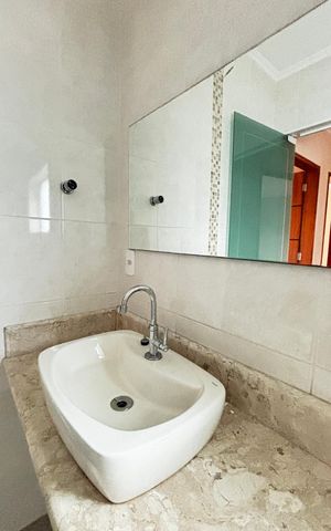 Casa para alugar com 175m², 3 quartos e 2 vagas Casa para alugar com 175m², 3 quartos e 2 vagasBanheiro