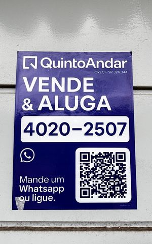 Casa para alugar com 175m², 3 quartos e 2 vagas Casa para alugar com 175m², 3 quartos e 2 vagasFachada