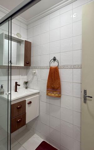 Apartamento à venda com 55m², 2 quartos e 1 vaga Apartamento à venda com 55m², 2 quartos e 1 vagaBanheiro