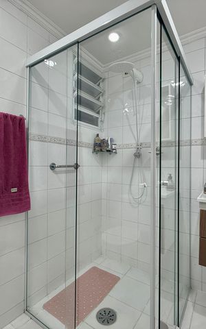 Apartamento à venda com 55m², 2 quartos e 1 vaga Apartamento à venda com 55m², 2 quartos e 1 vagaBanheiro