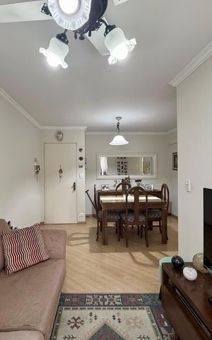 Apartamento à venda com 55m², 2 quartos e 1 vaga Apartamento à venda com 55m², 2 quartos e 1 vagaSala