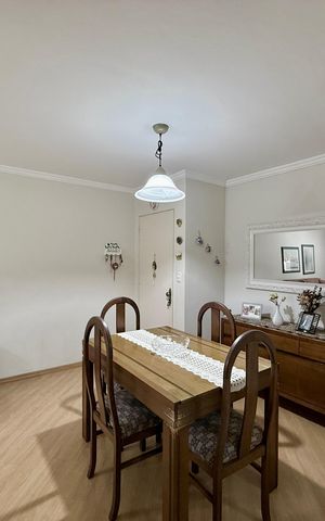 Apartamento à venda com 55m², 2 quartos e 1 vaga Apartamento à venda com 55m², 2 quartos e 1 vagaSala