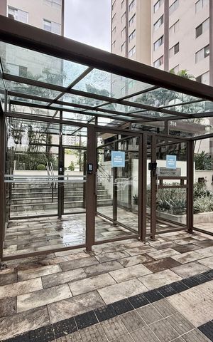 Apartamento à venda com 55m², 2 quartos e 1 vaga Apartamento à venda com 55m², 2 quartos e 1 vagaFachada