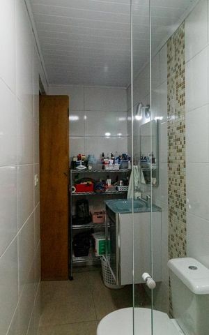Casa à venda com 140m², 3 quartos e 1 vaga Casa à venda com 140m², 3 quartos e 1 vagaBanheiro da Suíte