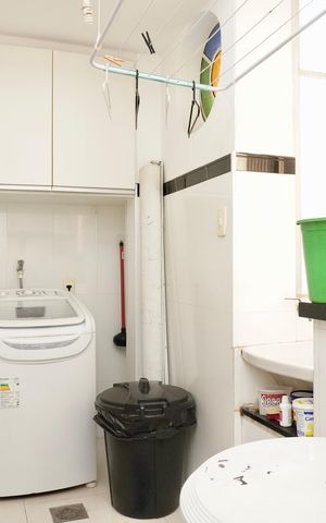 Apartamento à venda com 80m², 2 quartos e 1 vagaCozinha e Área de Serviço