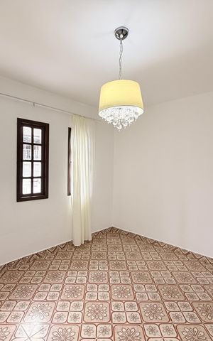 Casa à venda com 174m², 3 quartos e 3 vagasSala