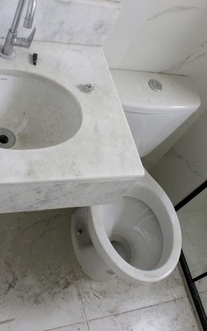 Apartamento à venda com 52m², 2 quartos e sem vagaBanheiro social