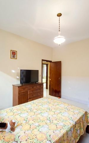 Casa à venda com 272m², 6 quartos e 4 vagas