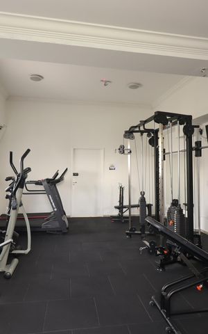Apartamento à venda com 87m², 3 quartos e 2 vagasÁrea Comum - Academia