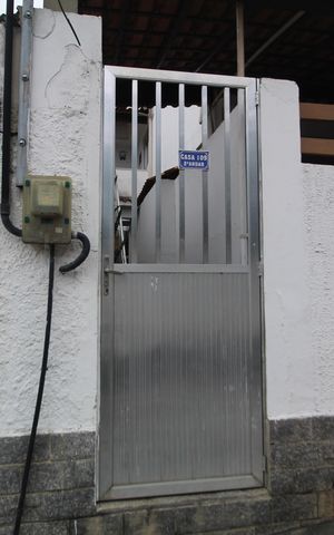 Casa de condomínio para alugar com 100m², 3 quartos e 1 vagaFachada