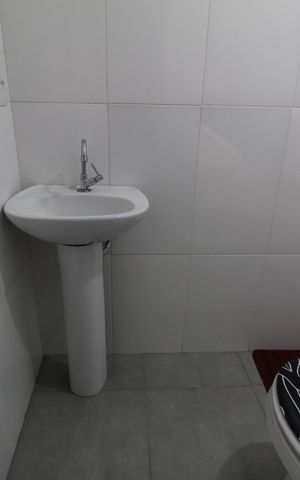 Casa de condomínio para alugar com 100m², 3 quartos e 1 vagaBanheiro Social