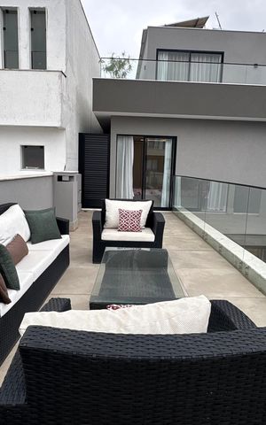 Casa de condomínio à venda com 430m², 4 quartos e 2 vagas