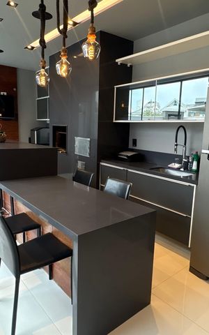 Casa de condomínio à venda com 430m², 4 quartos e 2 vagas