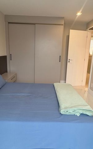 Casa de condomínio à venda com 430m², 4 quartos e 2 vagas