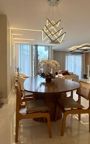 Casa de condomínio à venda com 430m², 4 quartos e 2 vagas