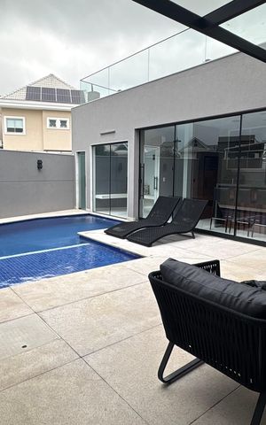 Casa de condomínio à venda com 430m², 4 quartos e 2 vagas