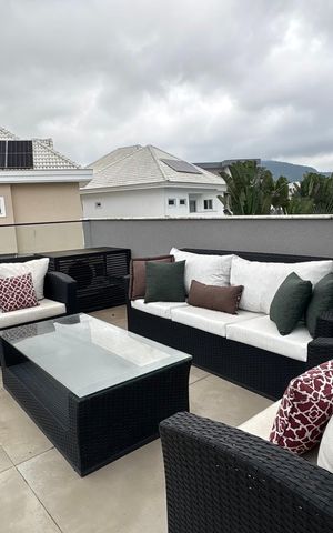 Casa de condomínio à venda com 430m², 4 quartos e 2 vagas