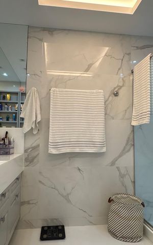 Casa de condomínio à venda com 430m², 4 quartos e 2 vagas