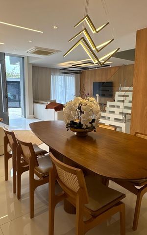 Casa de condomínio à venda com 430m², 4 quartos e 2 vagas