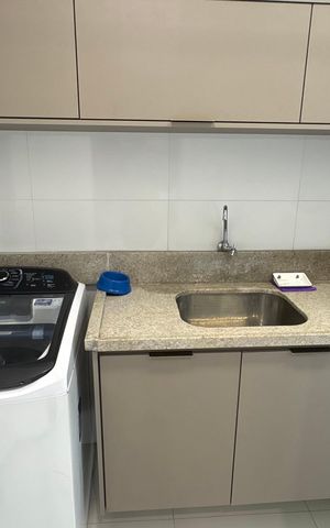Casa de condomínio à venda com 430m², 4 quartos e 2 vagas