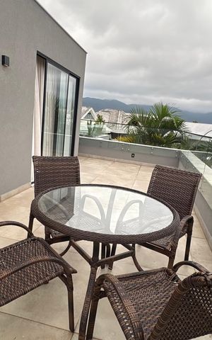 Casa de condomínio à venda com 430m², 4 quartos e 2 vagas