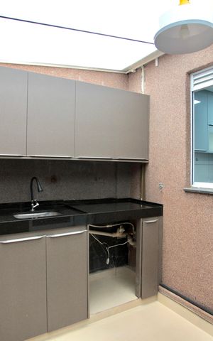 Apartamento para alugar com 43m², 2 quartos e 1 vaga Apartamento para alugar com 43m², 2 quartos e 1 vagaCozinha e Área de Serviço