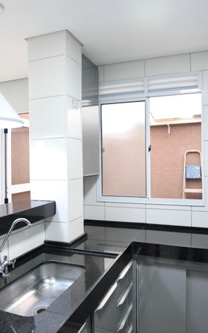 Apartamento para alugar com 43m², 2 quartos e 1 vaga Apartamento para alugar com 43m², 2 quartos e 1 vagaCozinha e Área de Serviço