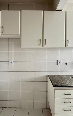 Apartamento para alugar com 111m², 3 quartos e 1 vaga